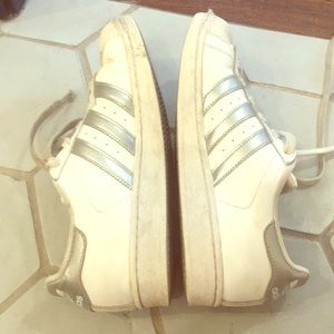 Silver superstar addidas